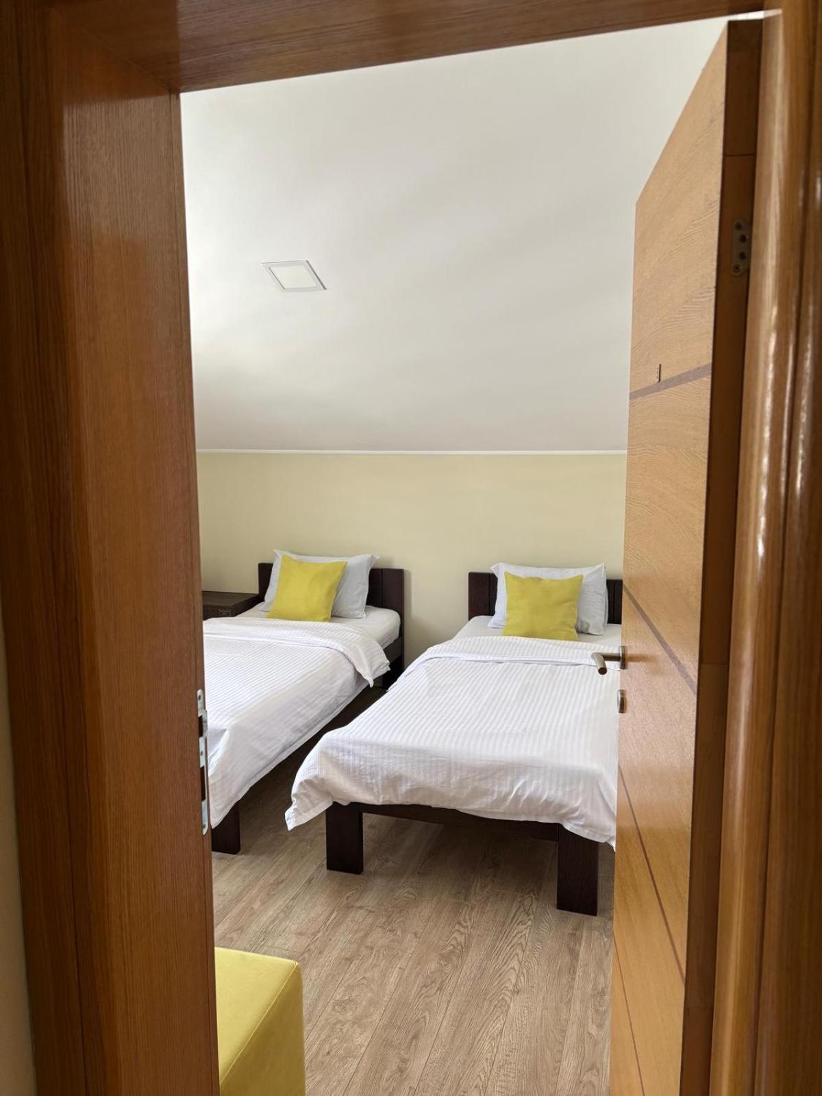 Sobe I Apartman R Bileća Exterior foto